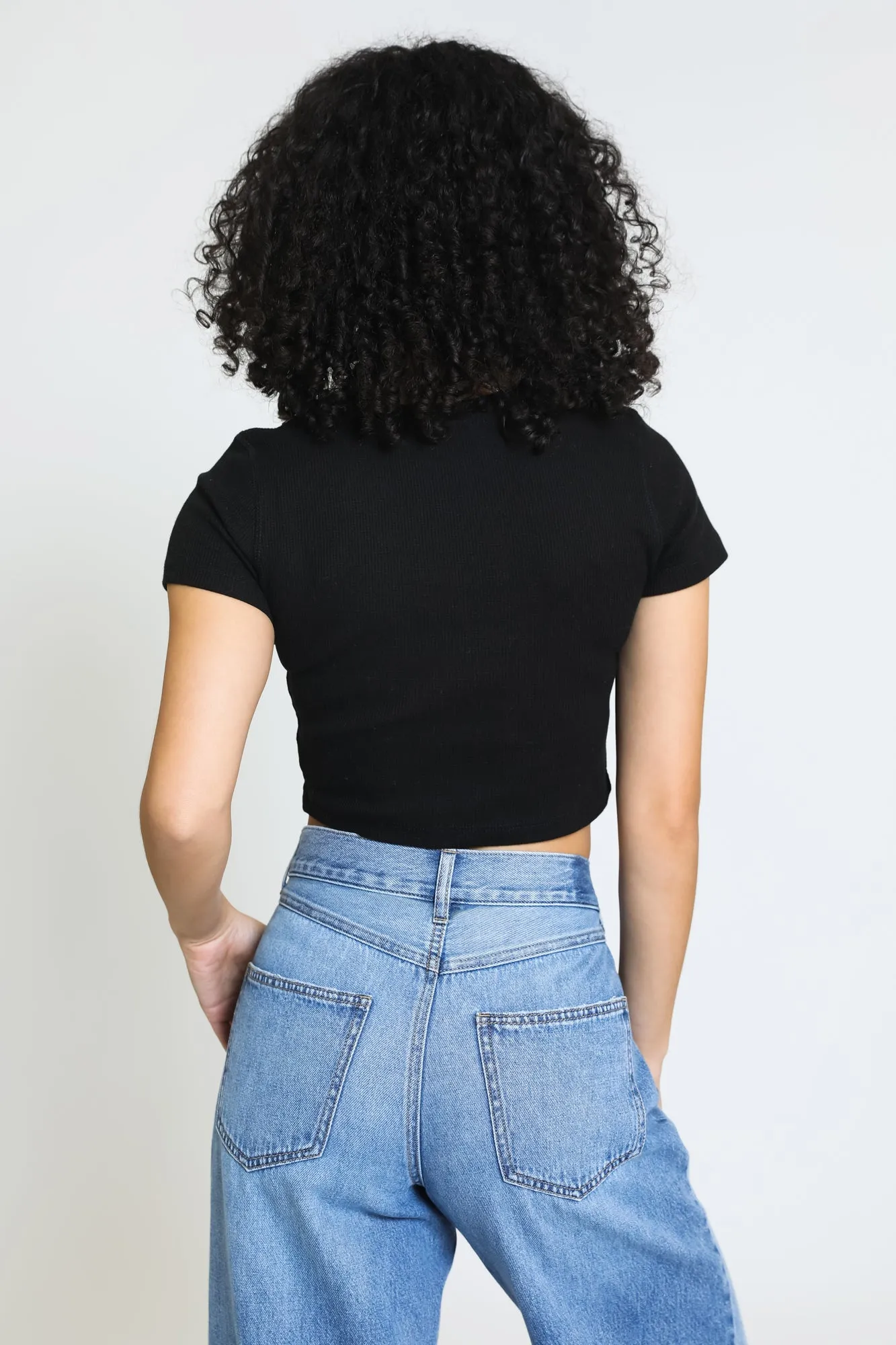 Essential Cropped Thermal Tee - Black