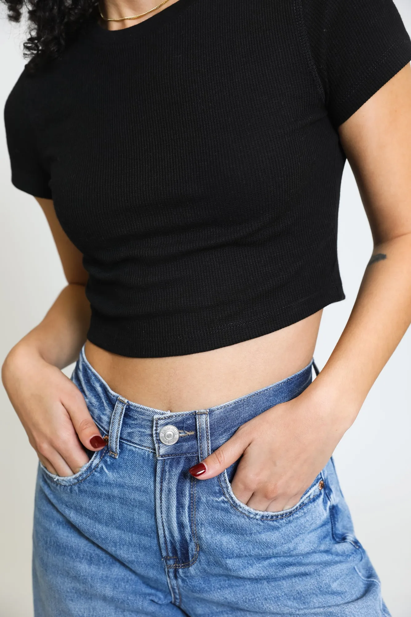 Essential Cropped Thermal Tee - Black